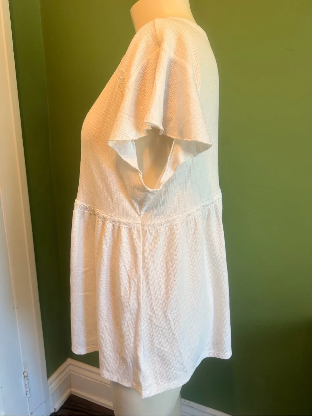 torrid White Ribbed Tank Top - Picture 9 of 14